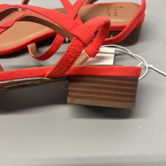 Sandals   - Picture 2 of 2